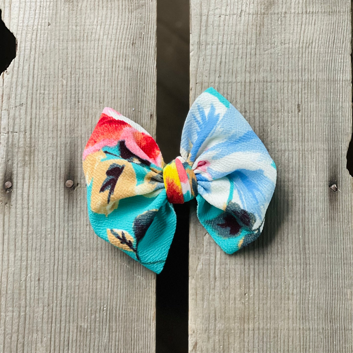 Stormy Floral Bows