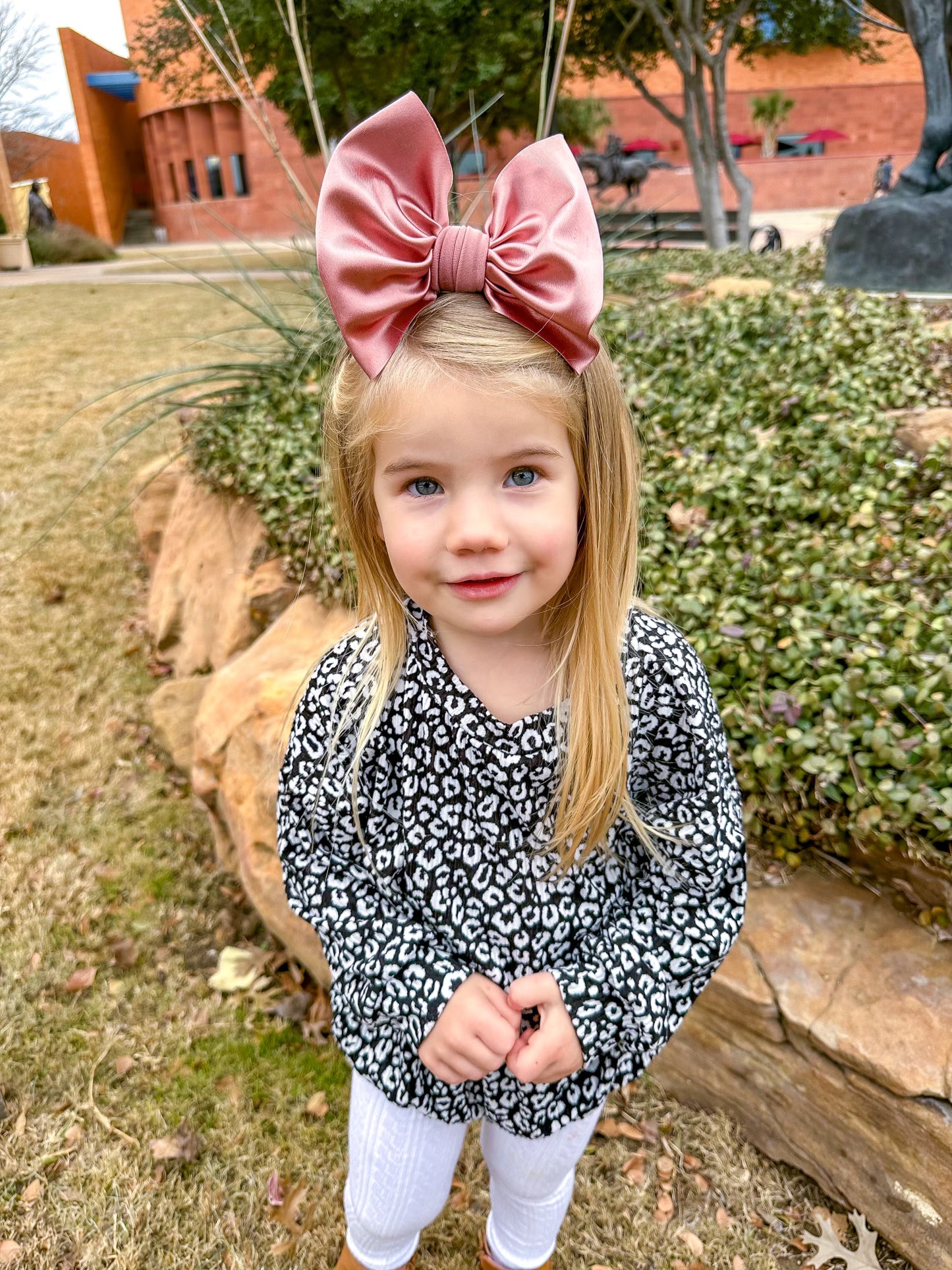 Morganite Satin Bows