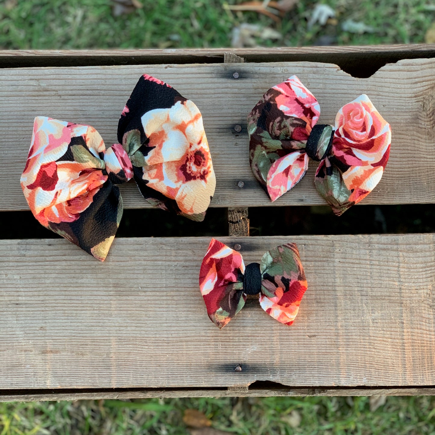 Finley Floral Bows