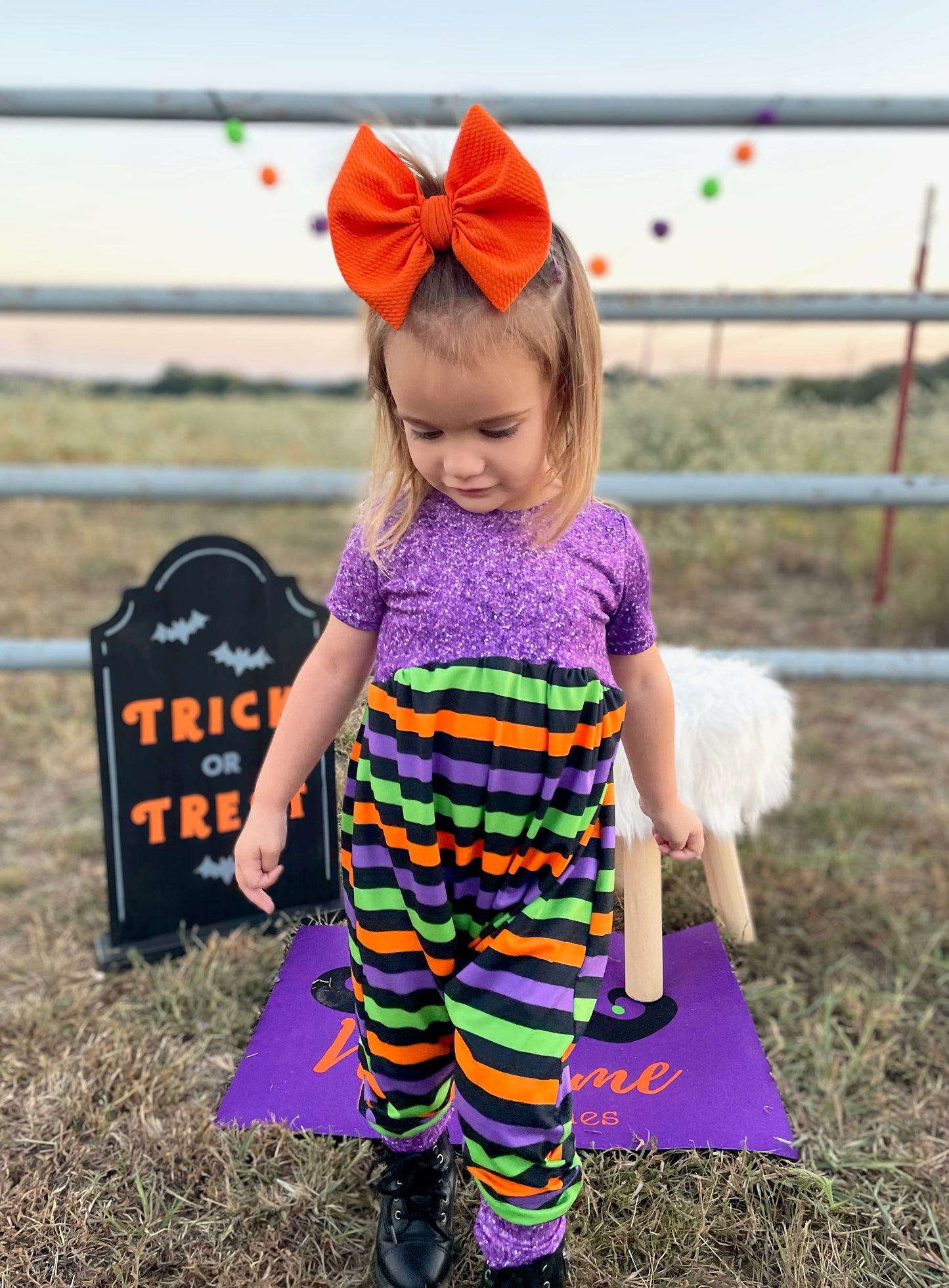 Orange Bows