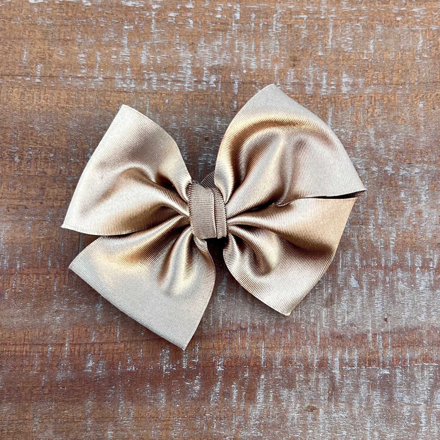 Champagne Pearl Satin Pinwheel