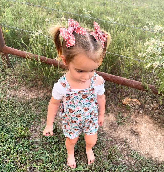 Fawn Pigtails