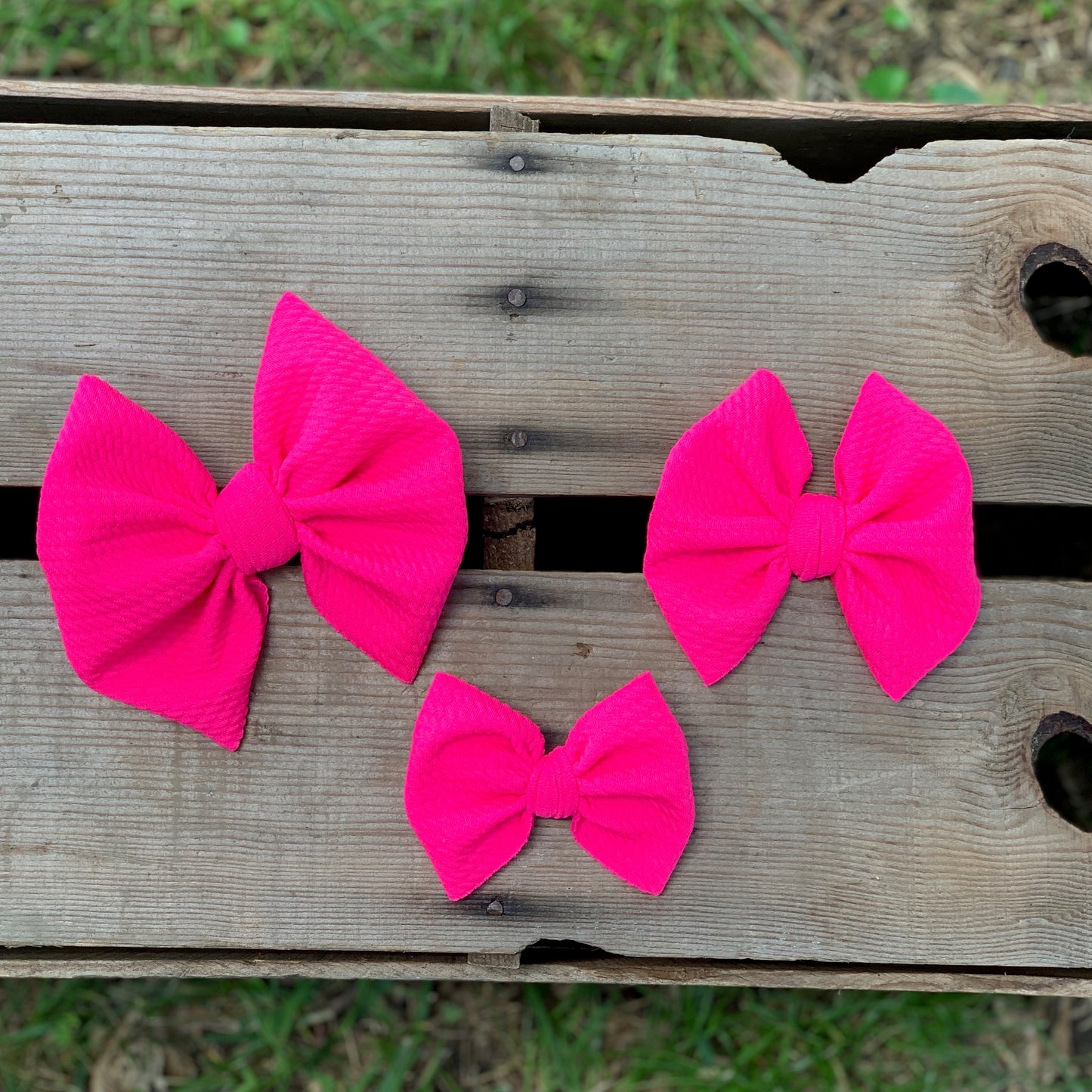 Neon Pink Bows