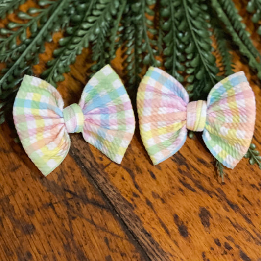 Pastel Gingham Piggies